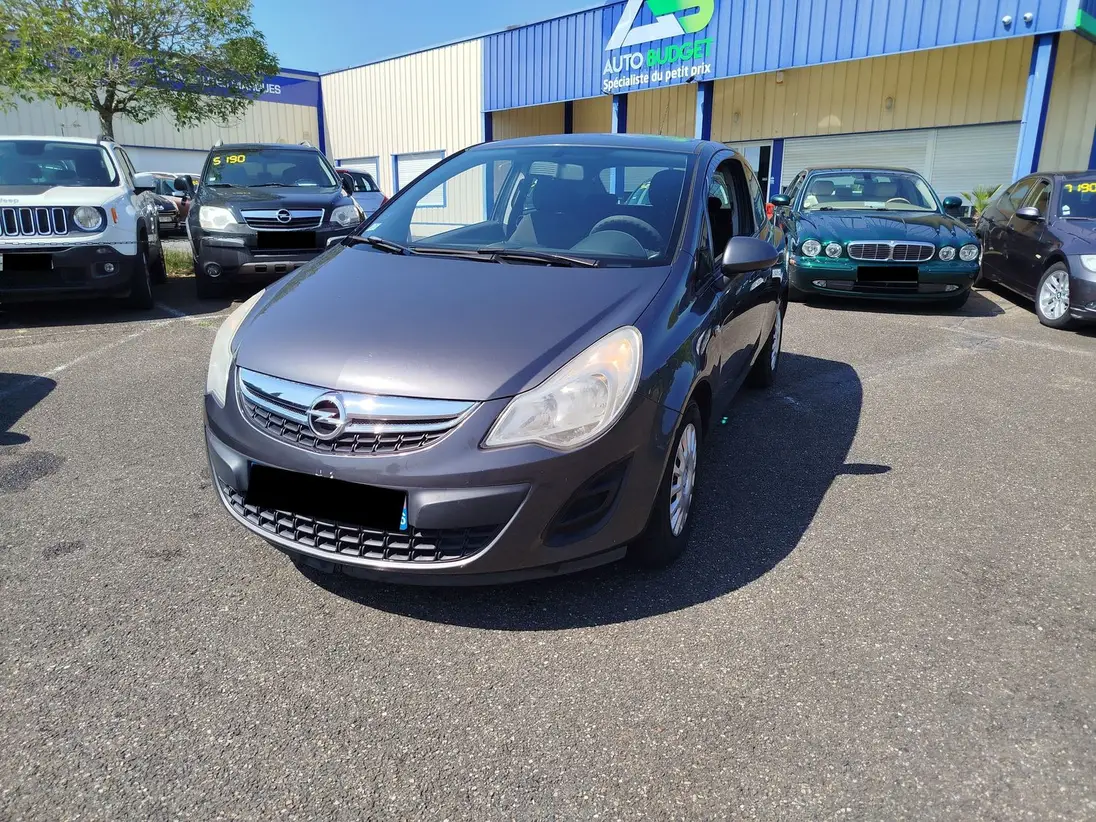 OPEL CORSA 1.3 CDTI 75 CHX ESSENTIA 3 PORTES, IDEAL JEUNE CONDUCTEUR, CT OK, MOTEUR A CHAINE, VITRES ET RETROS ELECTRIQUES, RÉVISION EFFECTUÉE, REPRISE POSSIBLE, GARANTIE 3 MOIS - photo 2