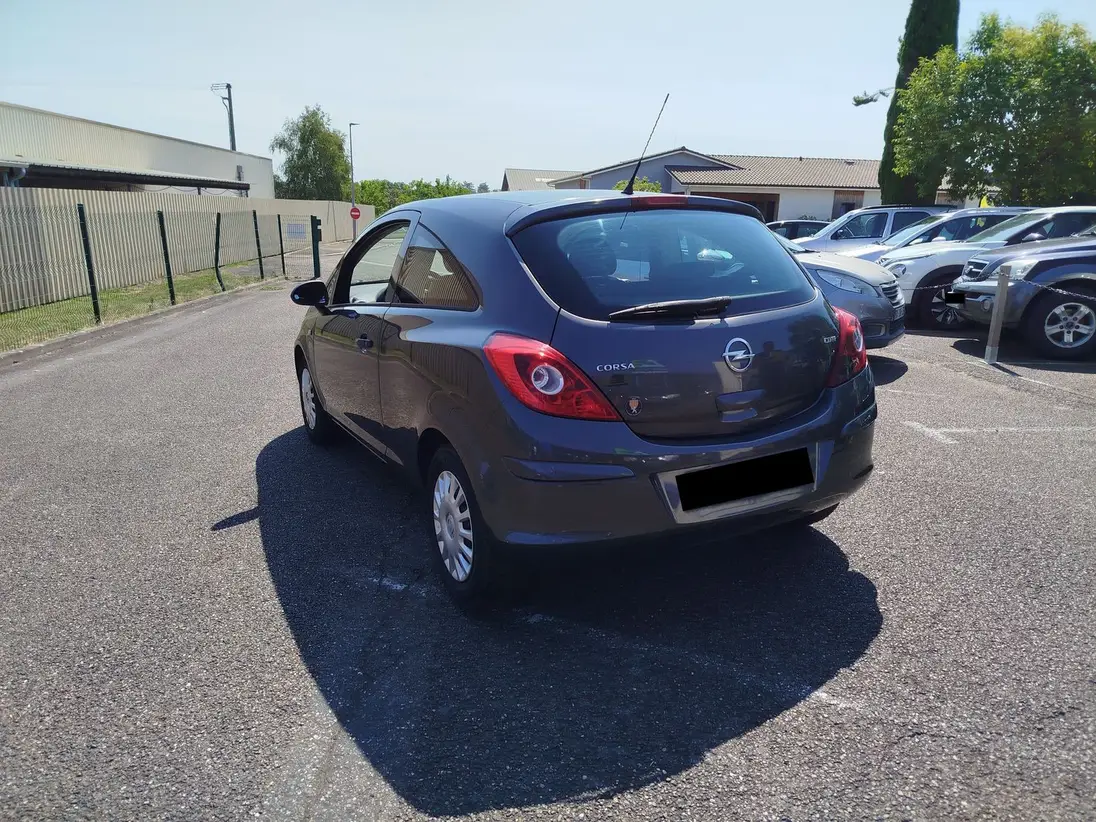 OPEL CORSA 1.3 CDTI 75 CHX ESSENTIA 3 PORTES, IDEAL JEUNE CONDUCTEUR, CT OK, MOTEUR A CHAINE, VITRES ET RETROS ELECTRIQUES, RÉVISION EFFECTUÉE, REPRISE POSSIBLE, GARANTIE 3 MOIS - photo 5