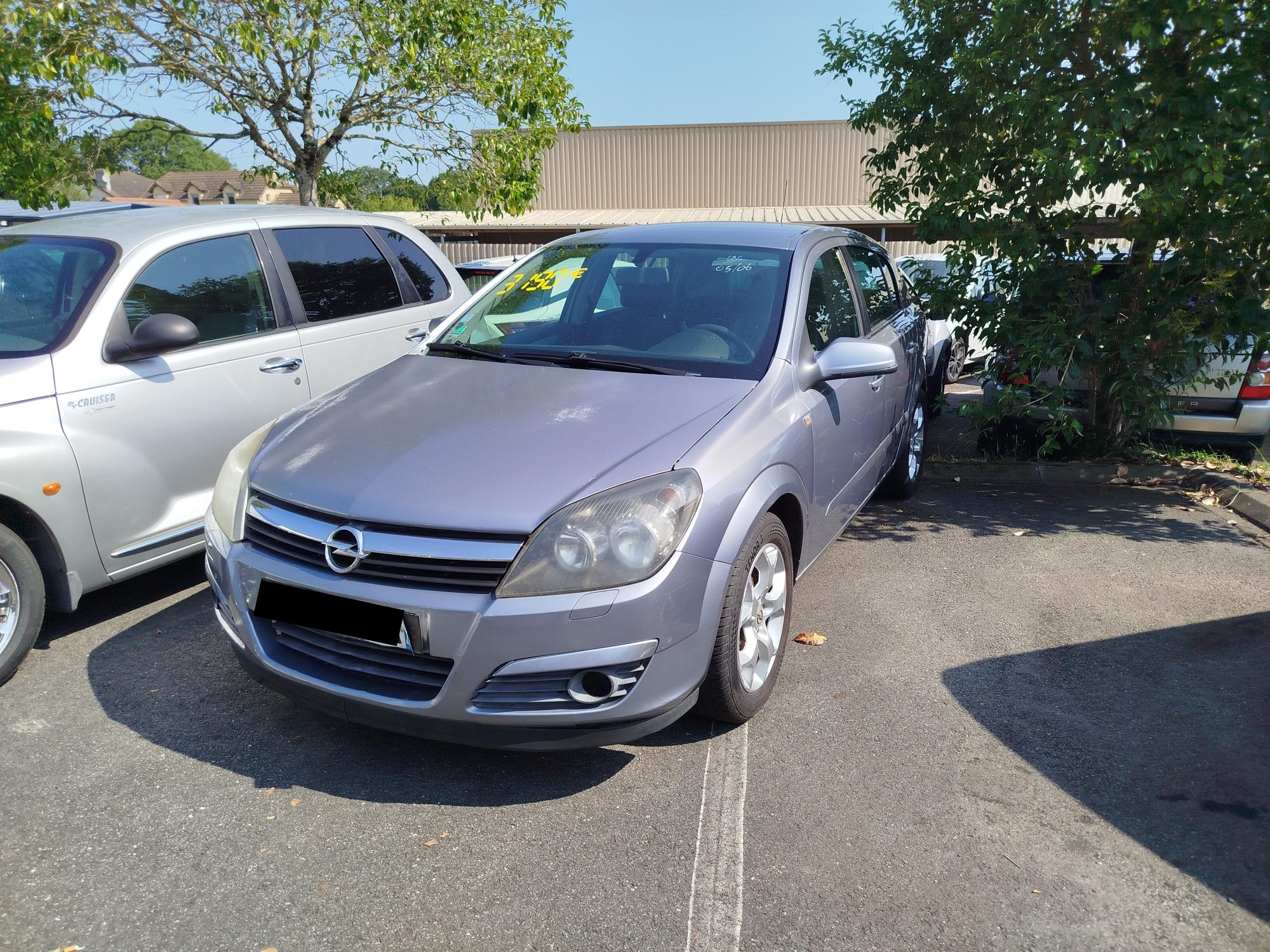  OPEL ASTRA 1.8i 125 CHX VITRES ET RETROS ELECTRIQUES, RADIO CD + COMMANDE AU VOLANT, JANTES ALU, REPRISE POSS ,GARANTIE 3 MOIS