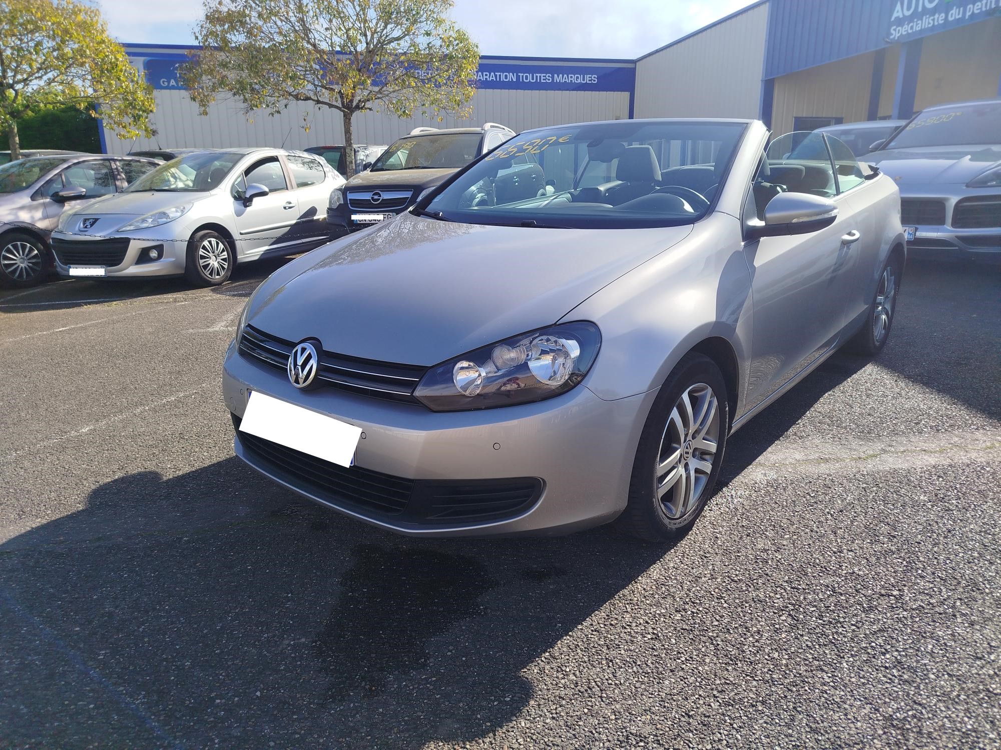 VOLKSWAGEN GOLF 6 1.6 TDI 105 CHX CABRIOLET GPS, Clim, Régulateur de vitesses, Vitres électriques, Fermeture centralisée, Rétroviseurs électriques, CT OK, Kit distribution + Pompe à eau neuf, Reprise possible Garantie 3 mois