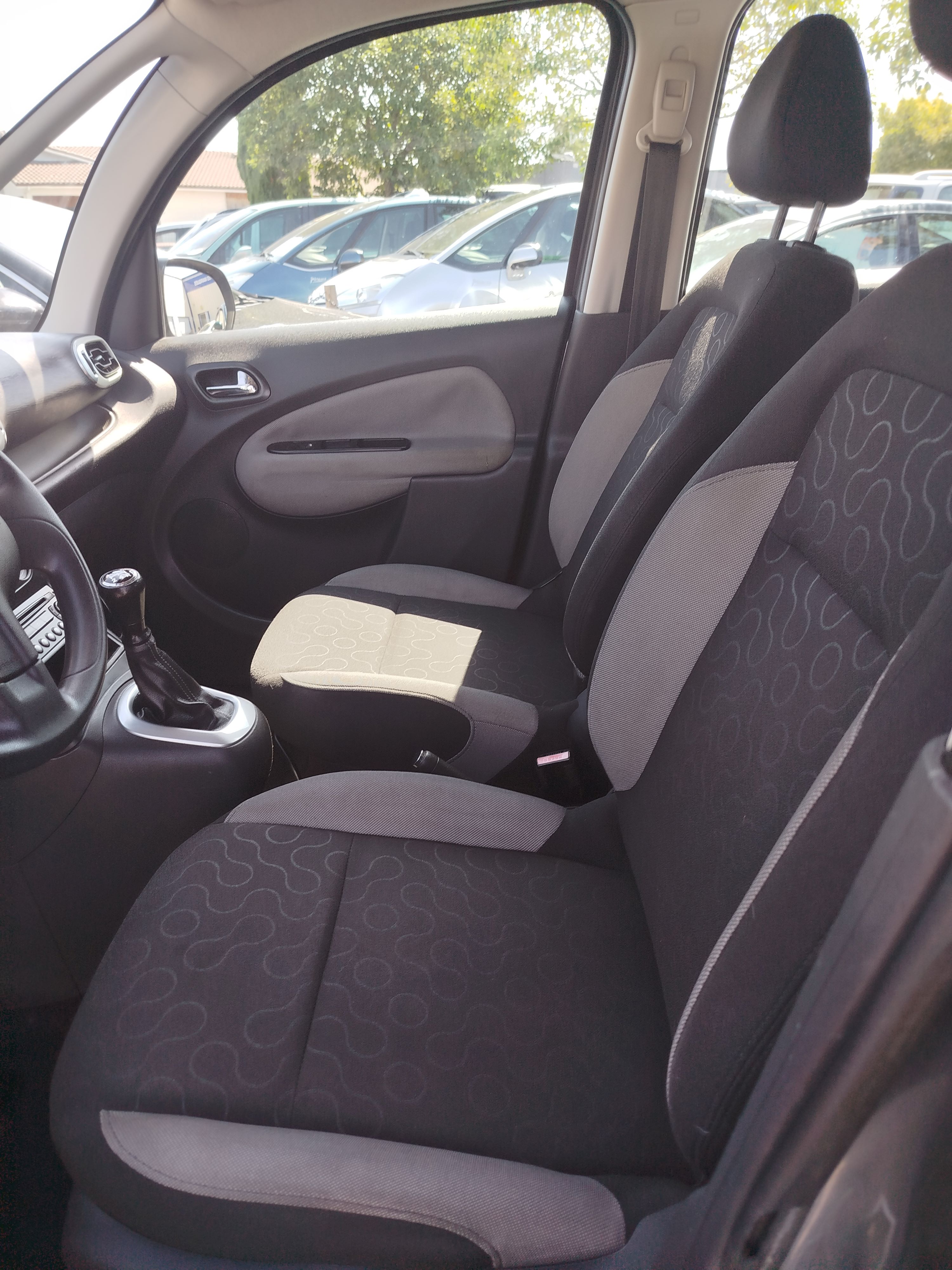 CITROEN C3 PICASSO 1.6 HDI 90CHX ,IDEAL JEUNE CONDUCTEUR, CLIM, VITRES ET RÉTROS ÉLECTRIQUES, RÉGULATEUR DE VITESSE, REPRISE POSS ,GARANTIE 3 MOIS - photo 3