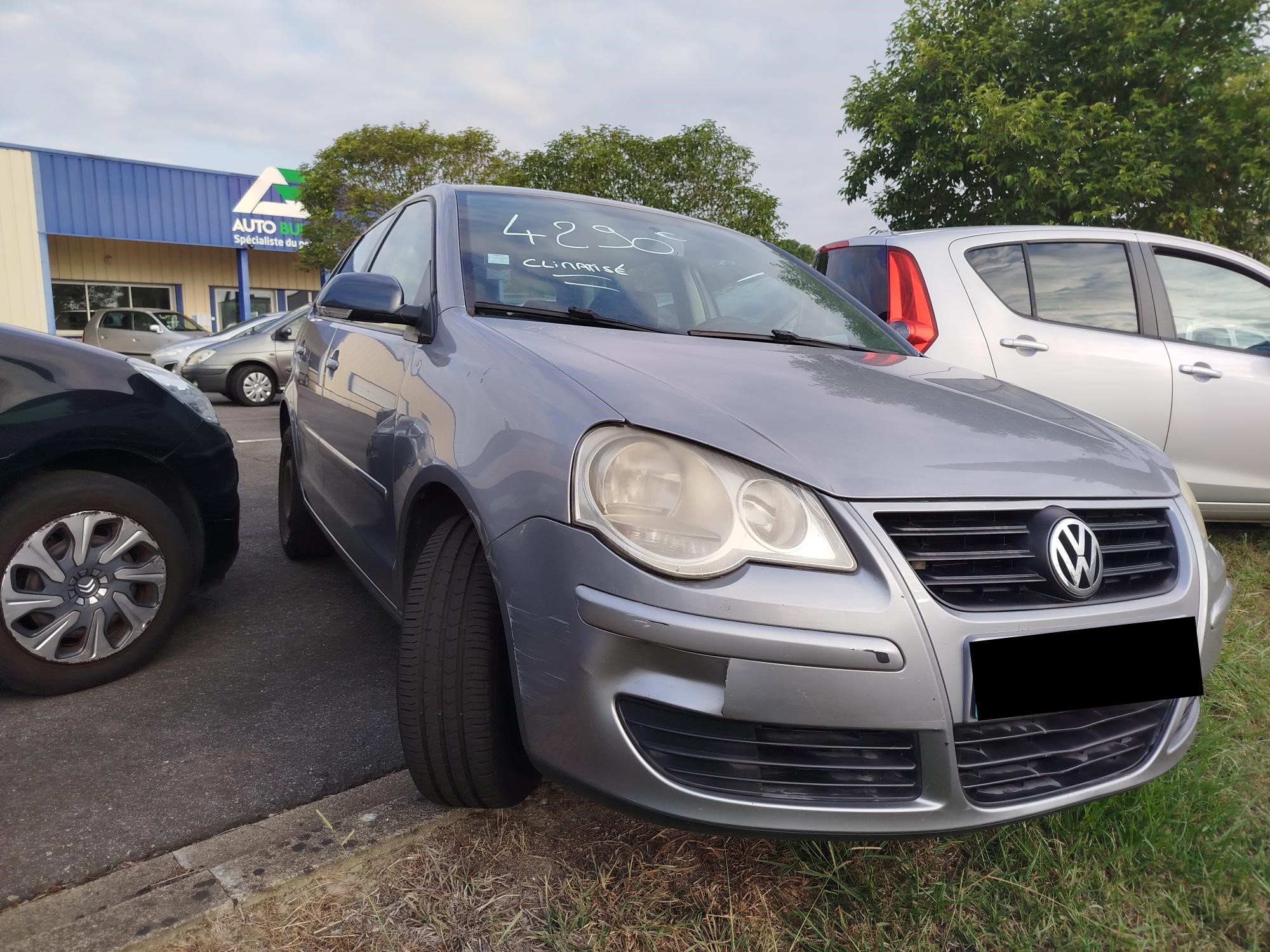 VOLKSWAGEN POLO 1.4 TDI 70 CHX IDEAL JEUNE CONDUCTEUR, CLIM, VITRES ET RETROS ELECTRIQUES, REGULATEUR DE VITESSE,REPRISE POSS ,GARANTIE 3 MOIS - photo 2