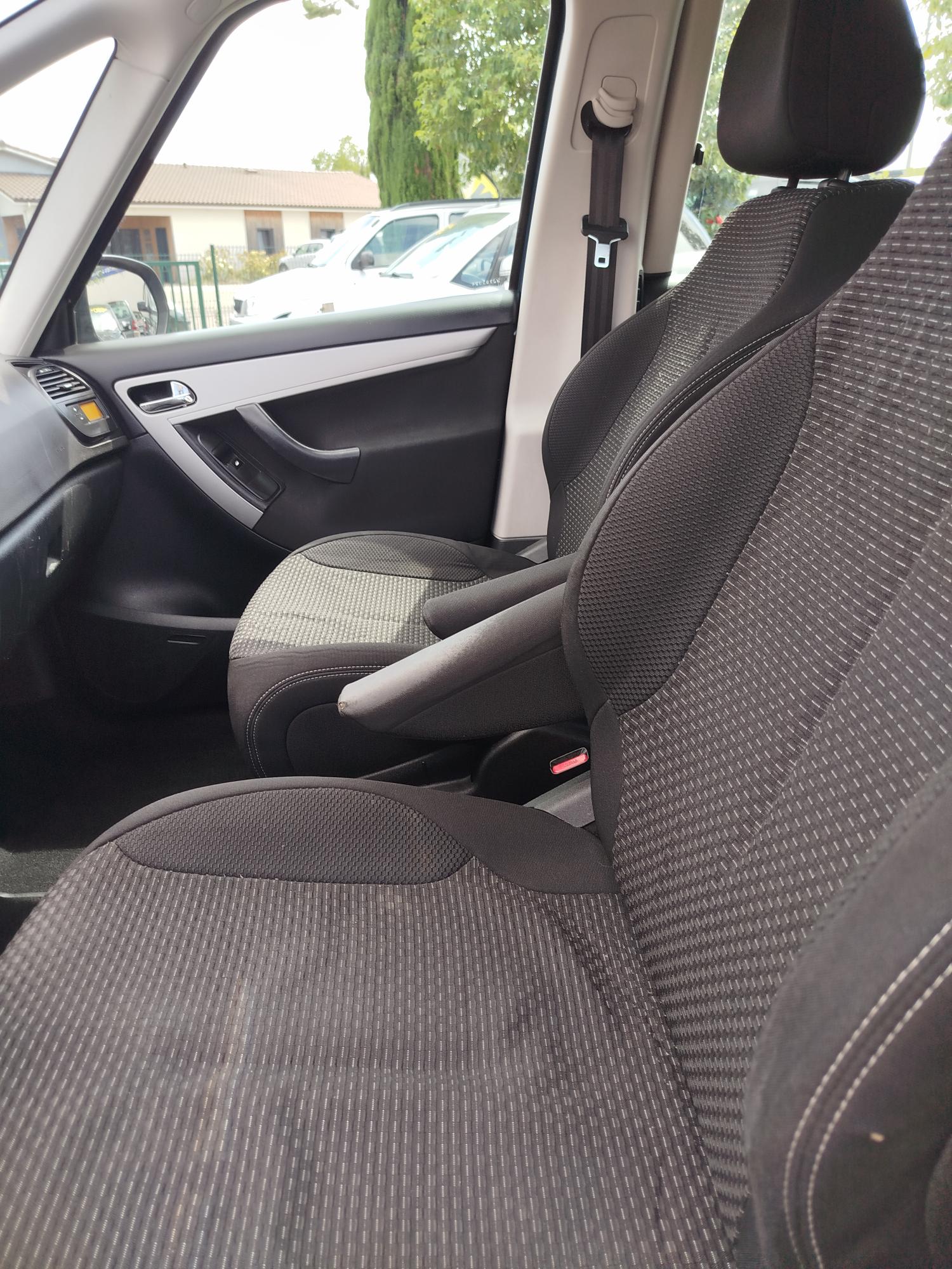 CITROEN C4 PICASSO 1.6 EHDI 110 CHX, BOITE AUTO, CLIM, VITRES ET RETROS ELECTRIQUES, REGULATEUR DE VITESSE, JANTES ALU, ATTELAGE, REPRISE POSS ,GARANTIE 3 MOIS - photo 3