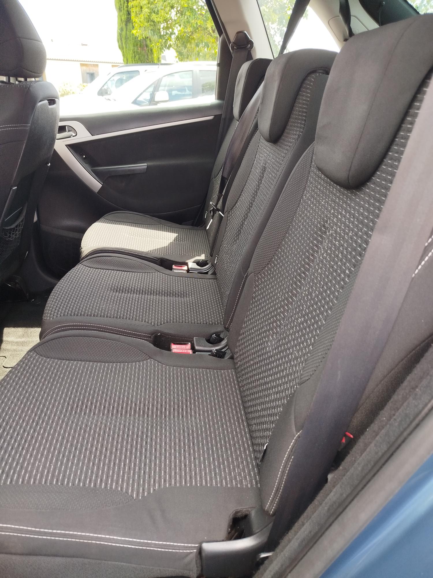 CITROEN C4 PICASSO 1.6 EHDI 110 CHX, BOITE AUTO, CLIM, VITRES ET RETROS ELECTRIQUES, REGULATEUR DE VITESSE, JANTES ALU, ATTELAGE, REPRISE POSS ,GARANTIE 3 MOIS - photo 4