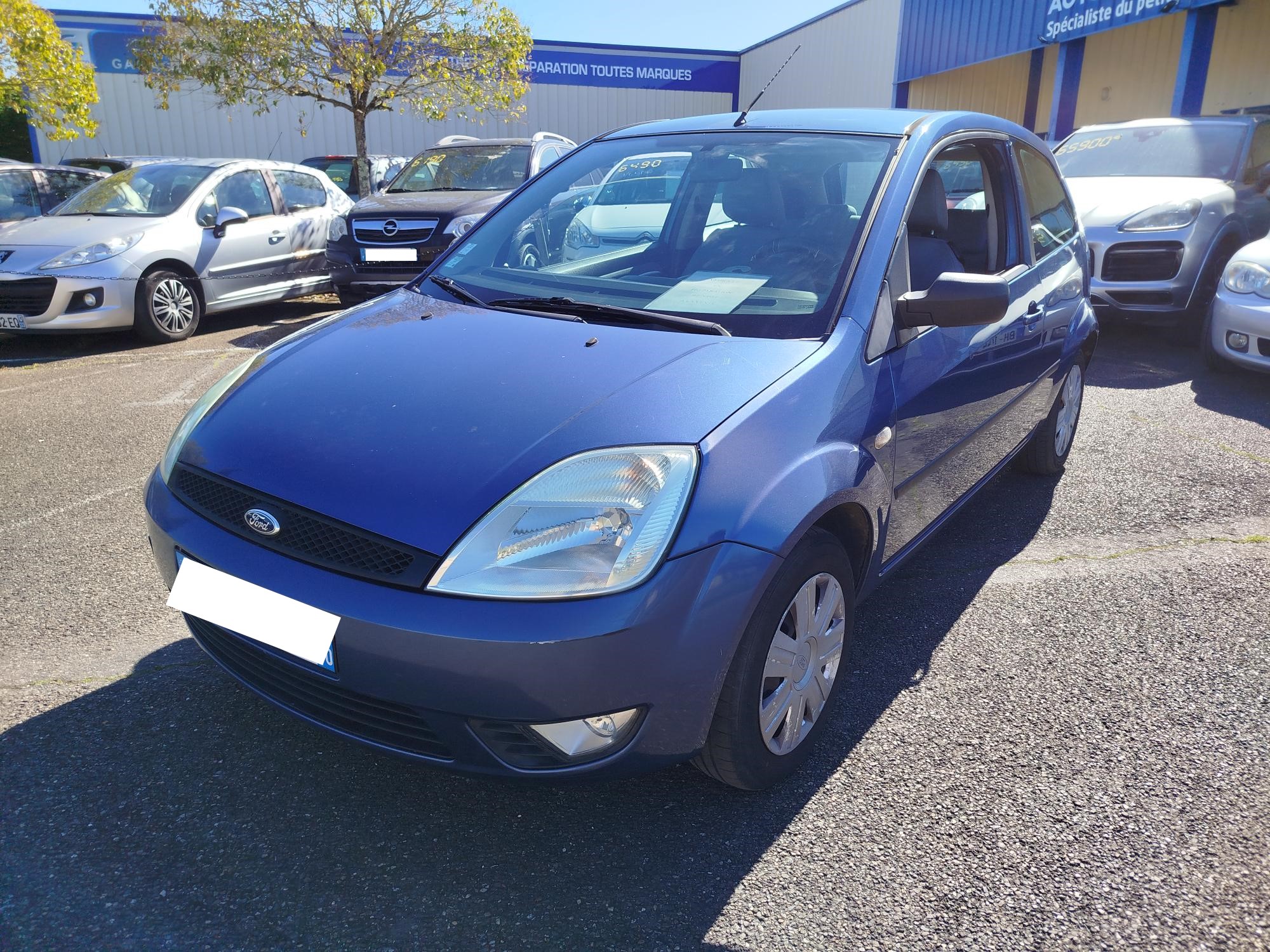 FORD FIESTA 1,4 TDCI 70 CHX CLIM, CT OK ,REVISION EFFECTUEE,KIT DISTRI+POMPE A EAU NEUF,REPR POSS ,GARANTIE 3 MOIS
