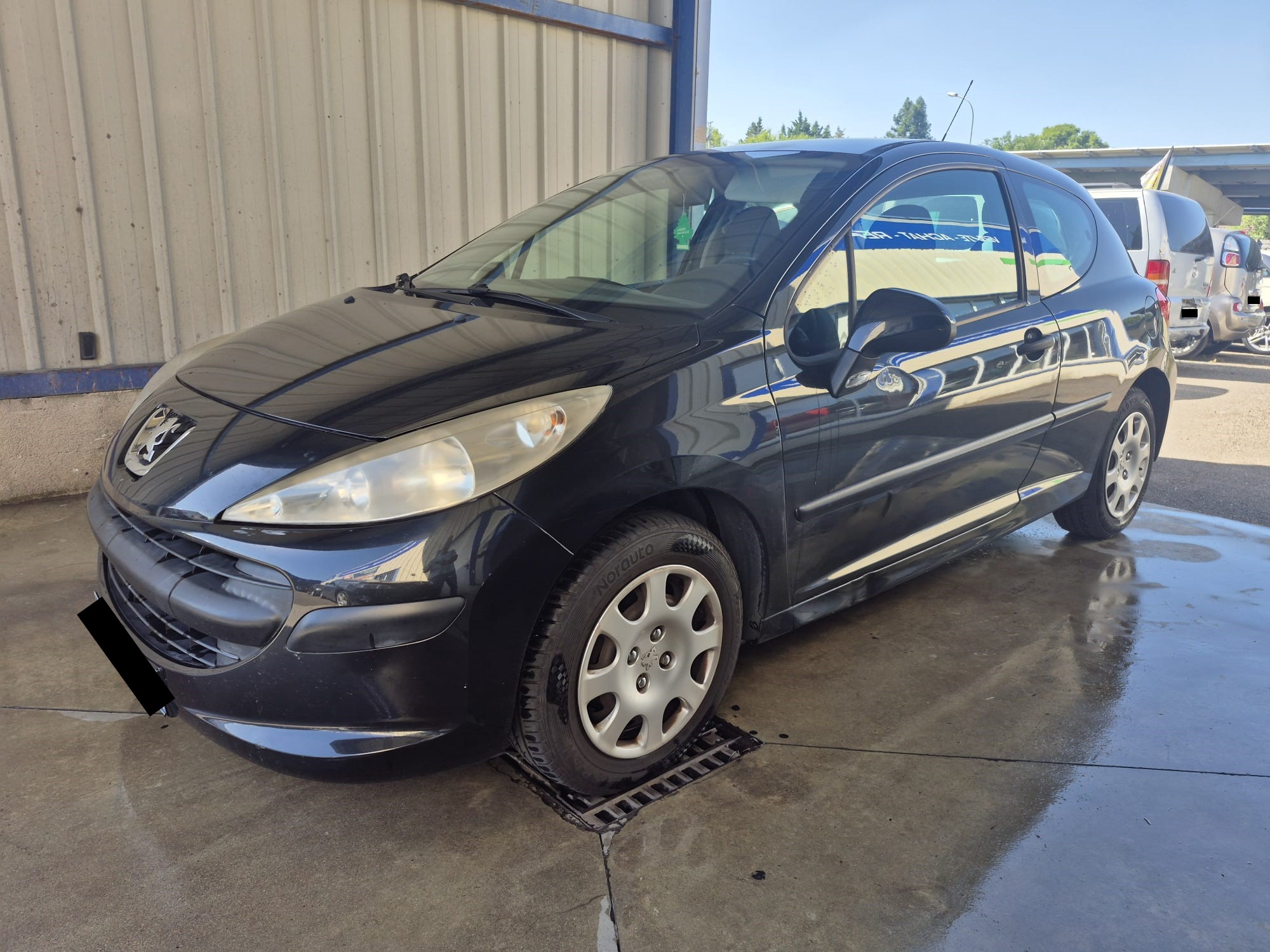 PEUGEOT 207 1.4 URBAN 75 chx , IDEAL JEUNE CONDUCTEUR, VITRES ELECTRIQUES, RADIO CD + COMMANDES AU VOLANT, REPRISE POSS ,GARANTIE 3 MOIS